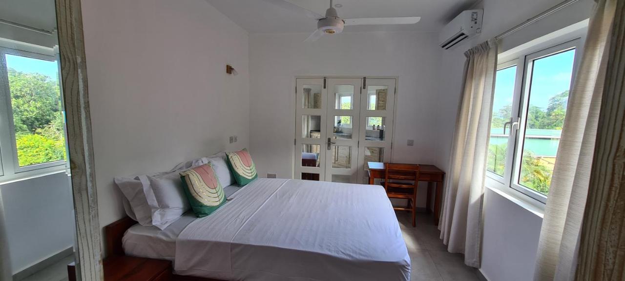 Harmony Self-Catering Apartments Vịnh Beau Vallon Ngoại thất bức ảnh