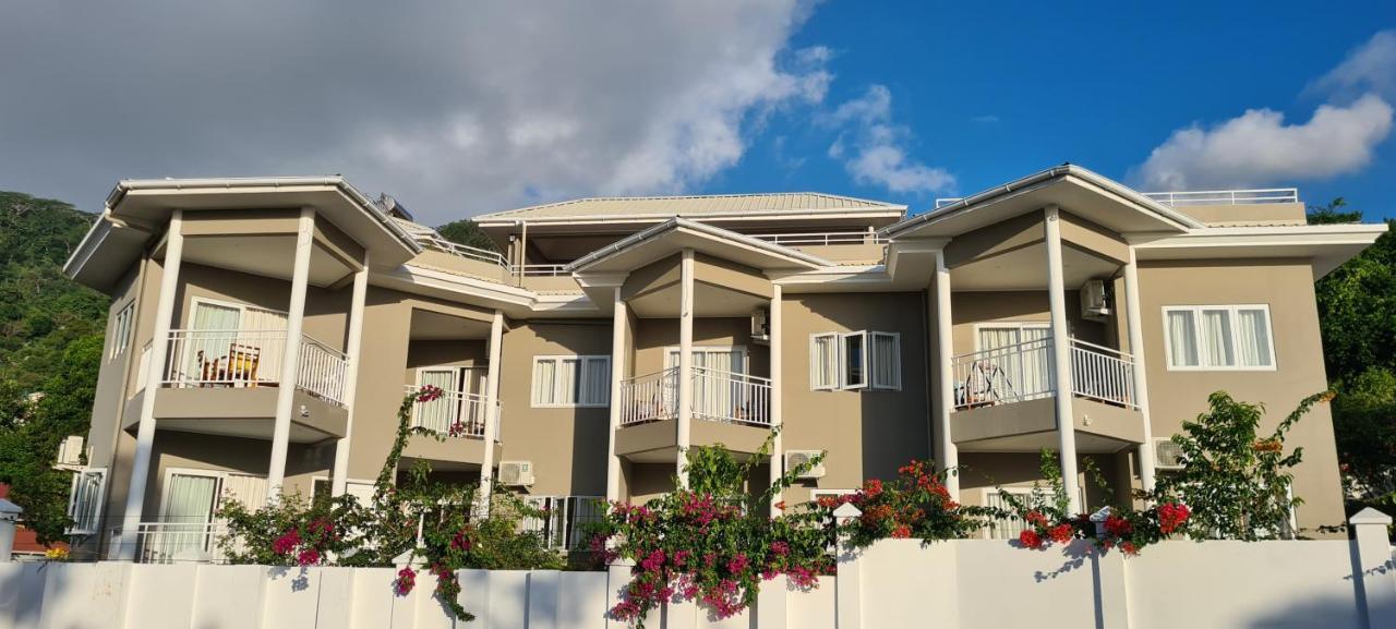 Harmony Self-Catering Apartments Vịnh Beau Vallon Ngoại thất bức ảnh